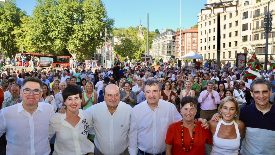 J-23 Mitin Festa Euskal Ahotsa Gira - Bilbao Aitor Esteban, Andoni Ortuzar